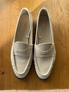 Zara Cream Leather Penny Loafers
